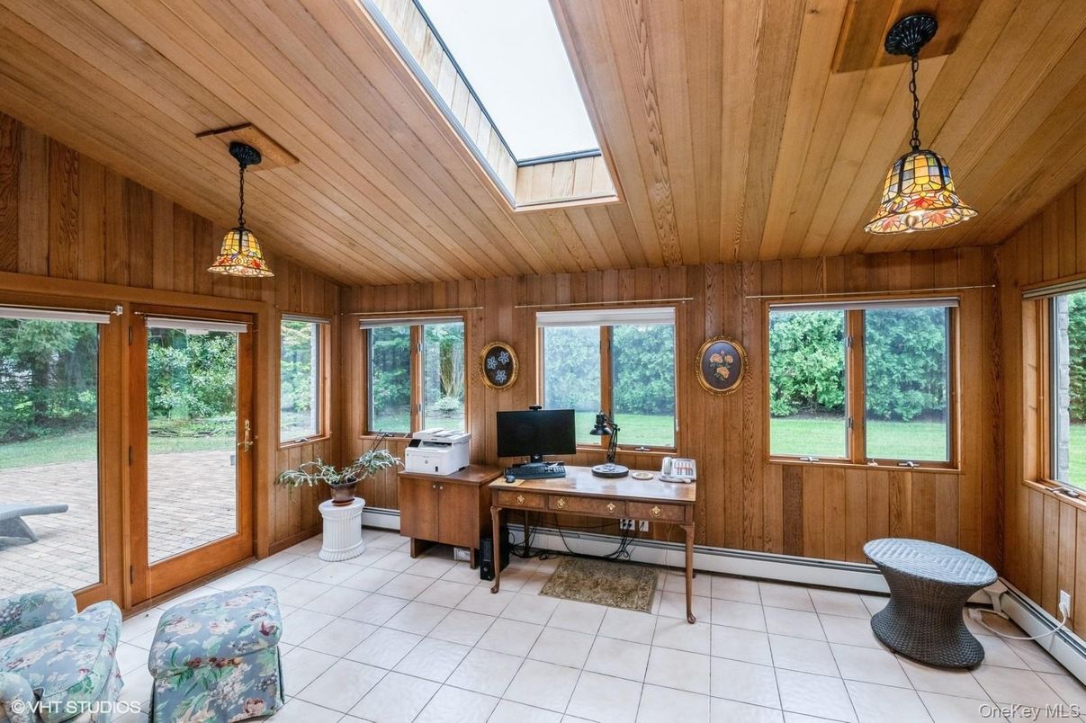 Home Office, Interior, Pendant Lights, Wooden Ceilings, Wooden Walls