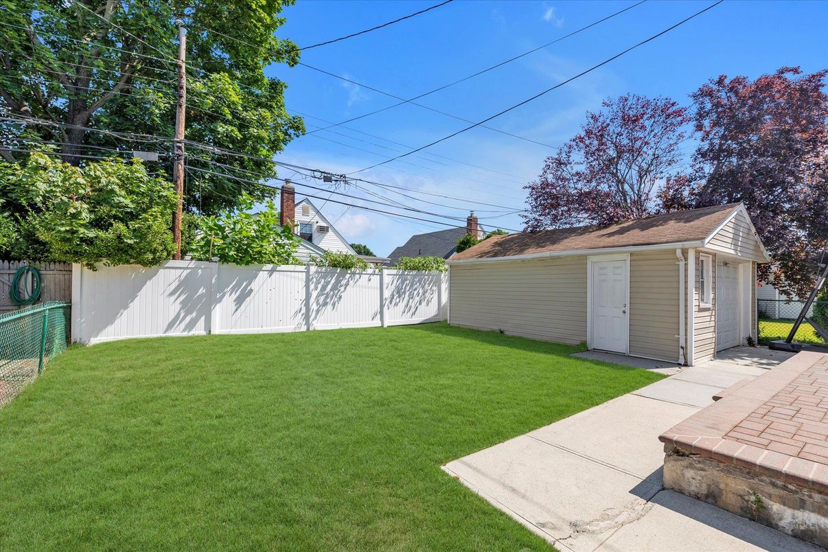 Backyard, Detached Garage, Exterior