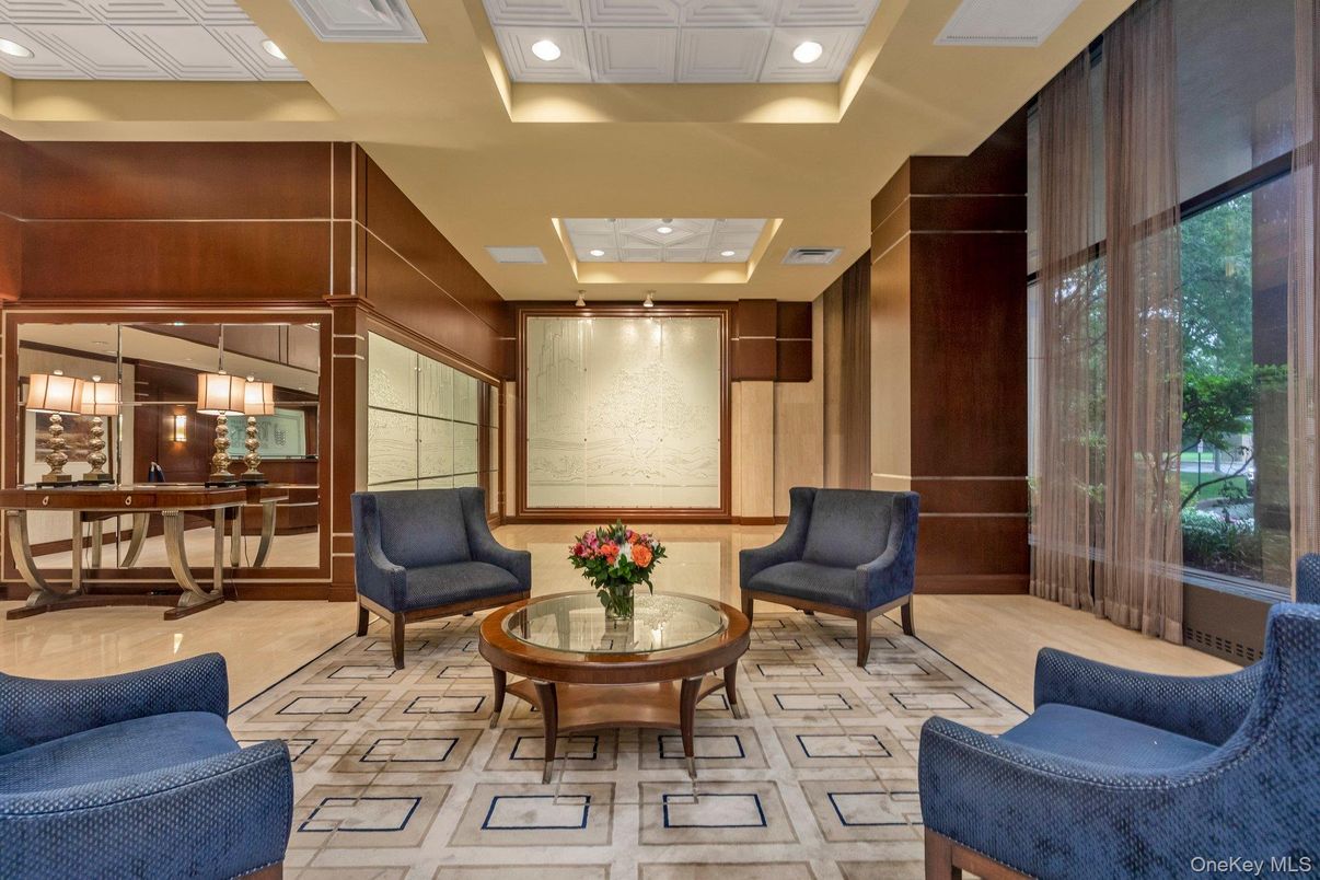 Interior, Living room, Pendant Lights, Recessed Lighting