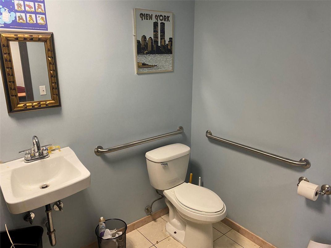 Bathroom, Interior