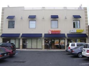 Exterior, Facade, Rowhouse