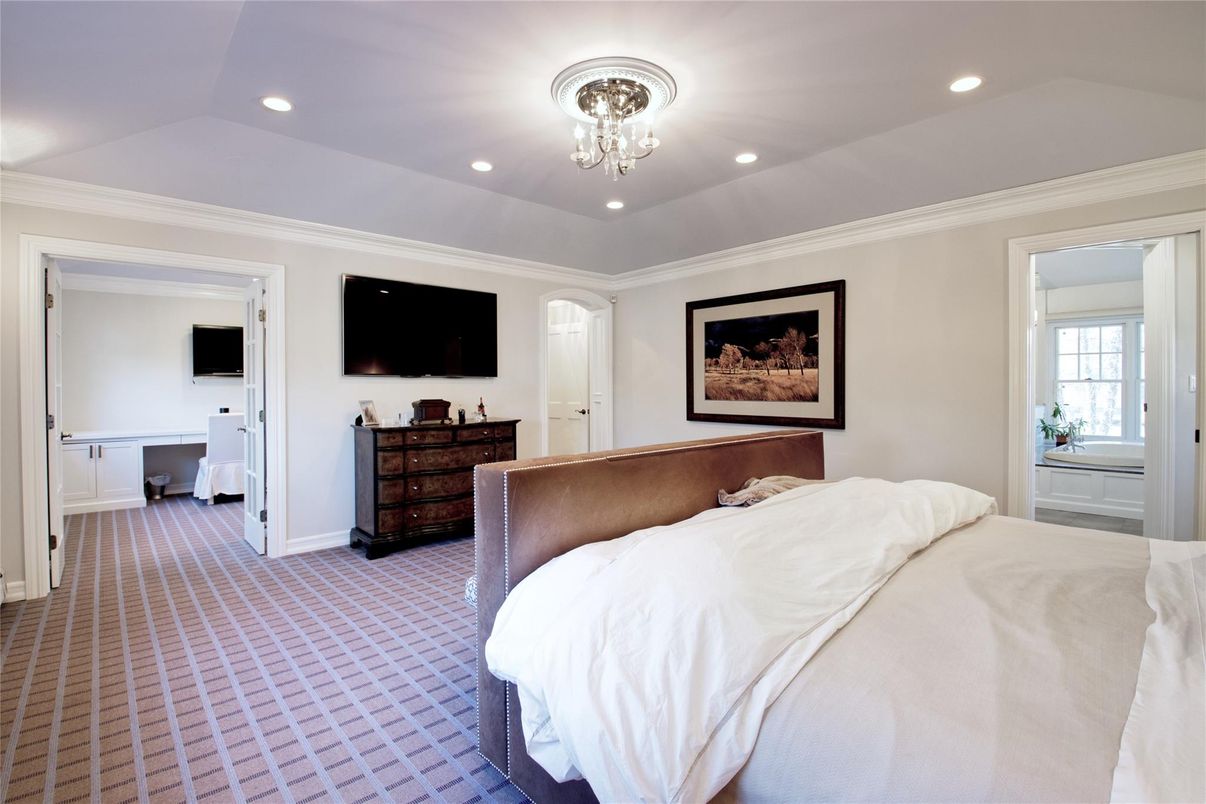 Bedroom, Chandelier, Interior, Recessed Lighting
