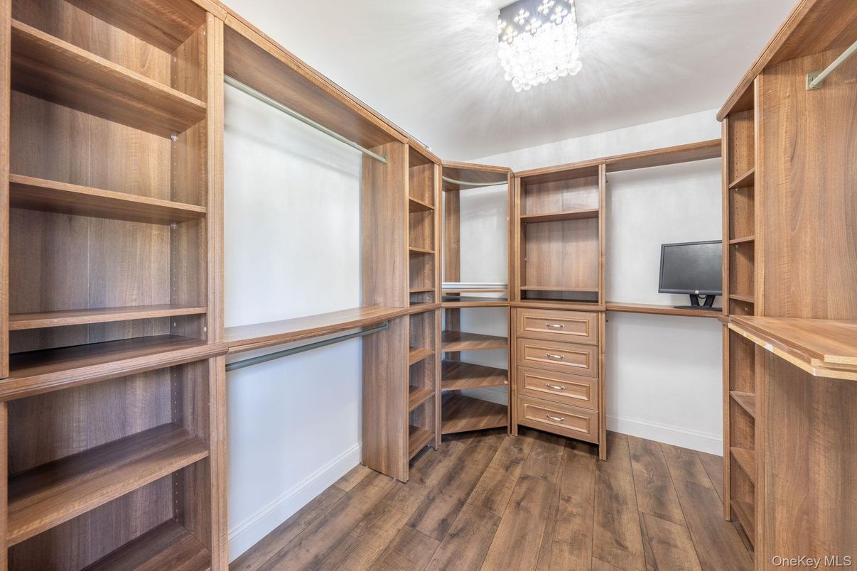 Chandelier, Interior, Walk-in Closets, Wood Texture Flooring