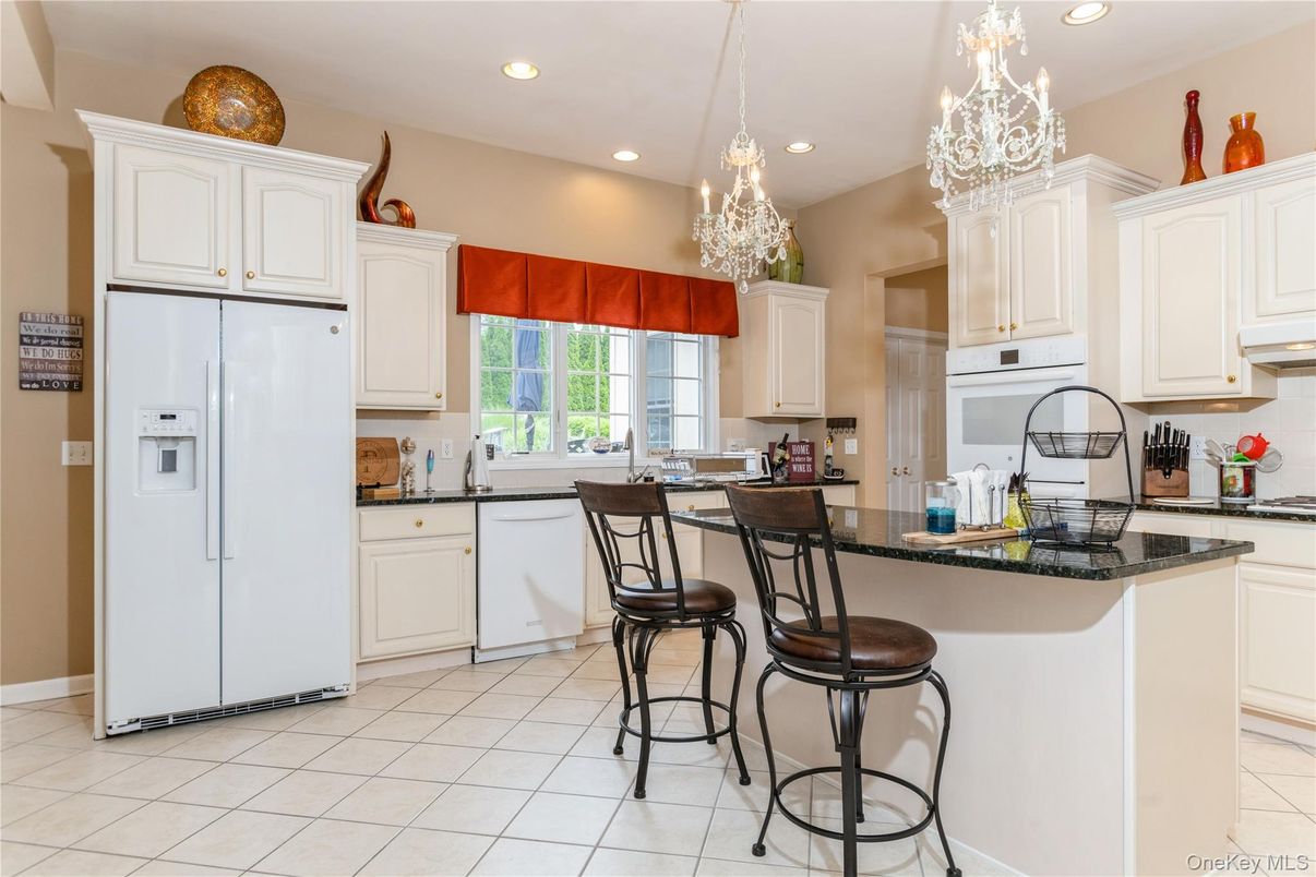Chandelier, Interior, Kitchen, Recessed Lighting