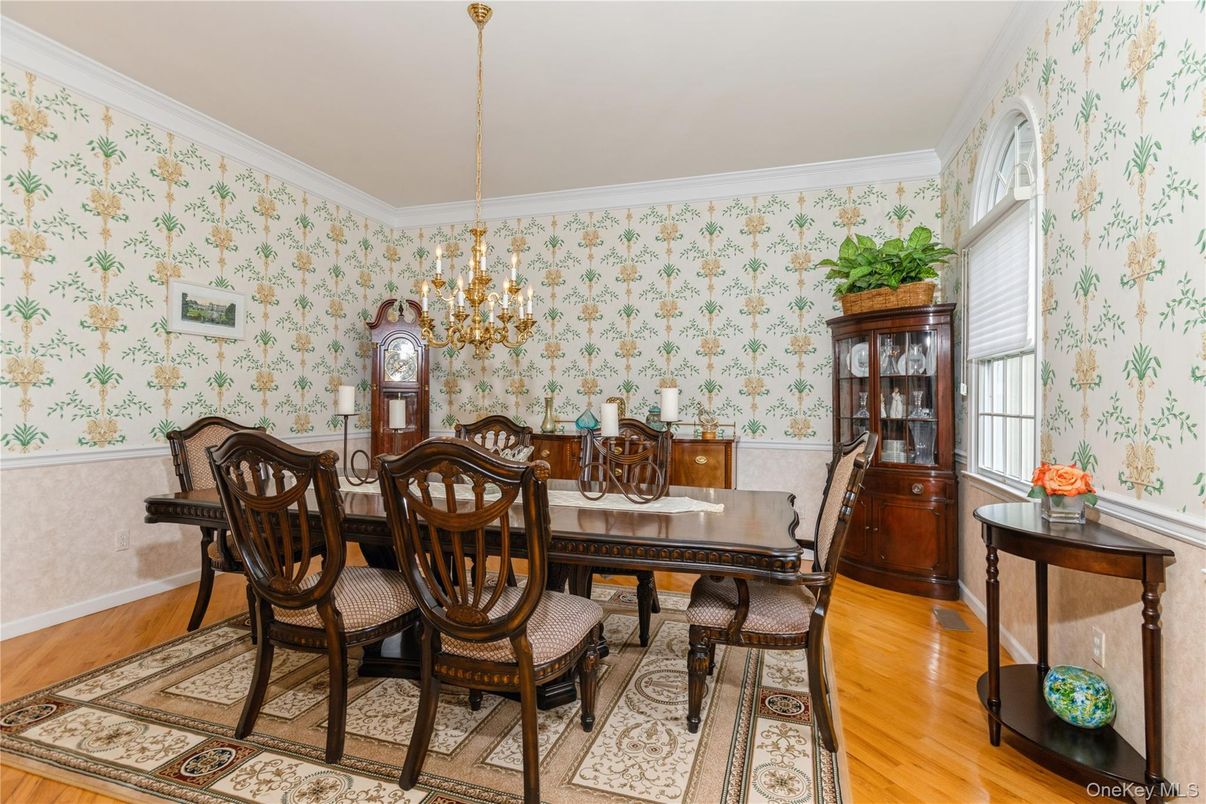 Chandelier, Dining room, Interior, Wood Texture Flooring