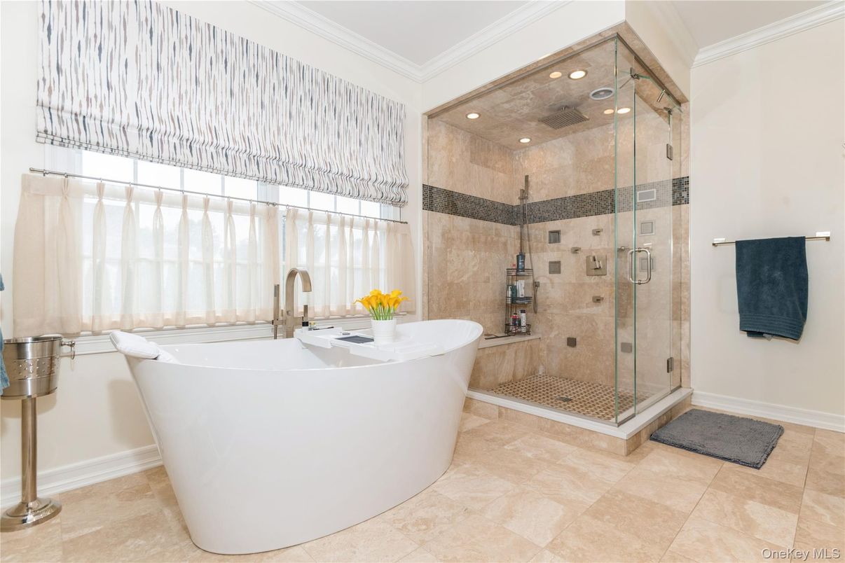 Bathroom, Free Standing Baths, Glass Shower, Interior, Recessed Lighting
