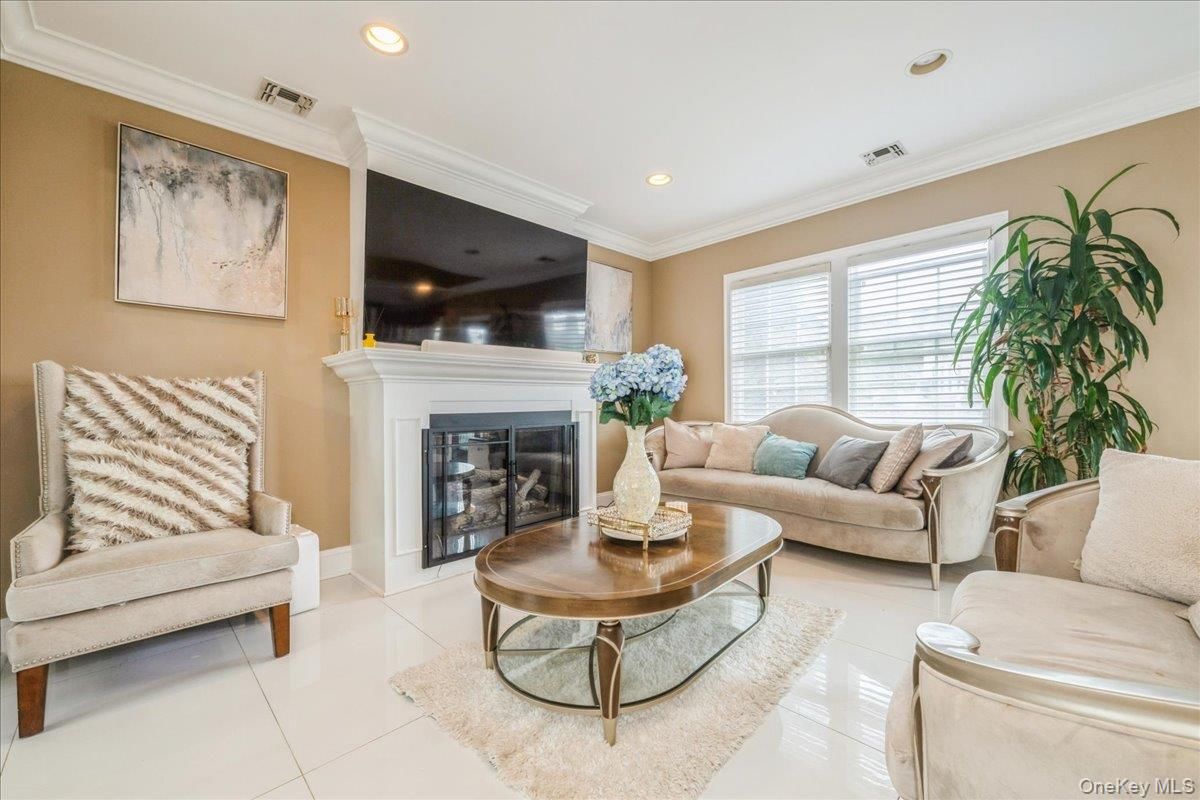 Fireplace, Interior, Living room, Recessed Lighting