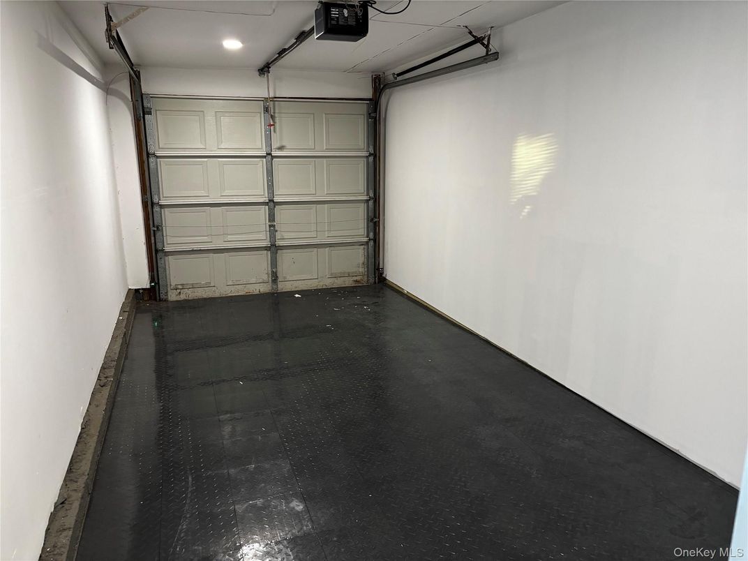 Garage, Interior, Recessed Lighting