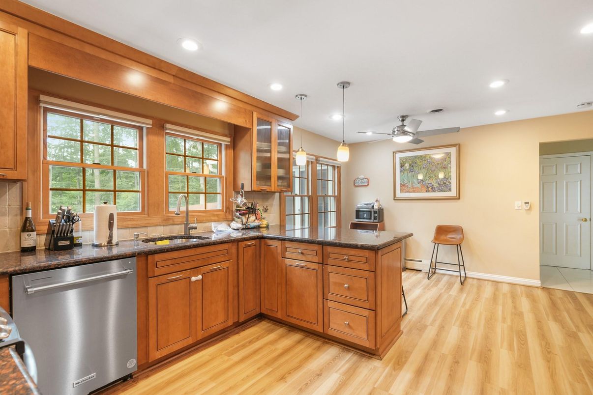 Interior, Kitchen, Pendant Lights, Recessed Lighting, Wood Texture Flooring
