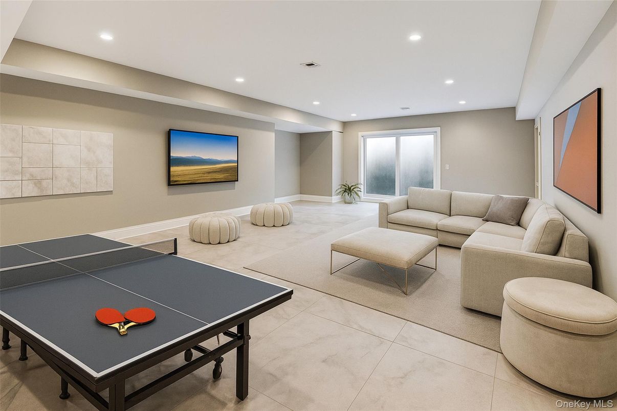 Game Room, Interior, Living room, Recessed Lighting