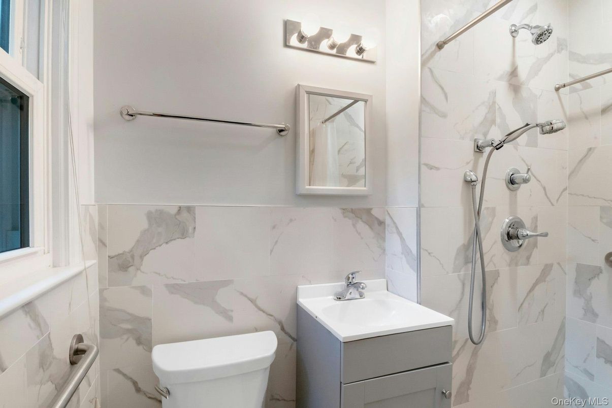 Bathroom, Interior, Marble Walls