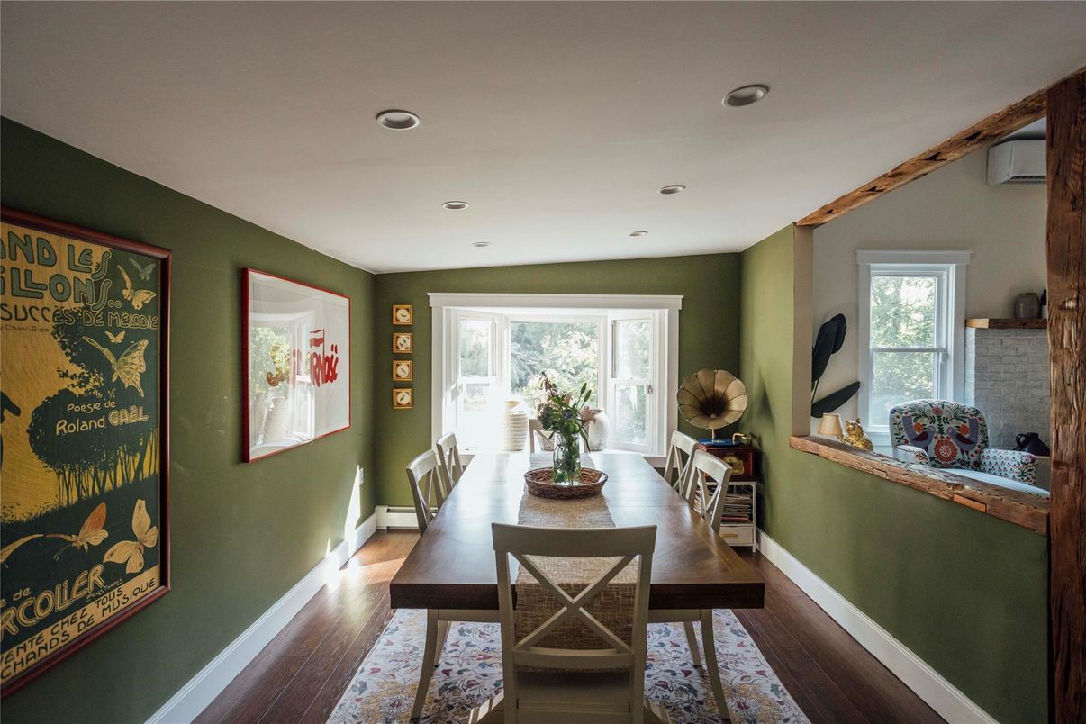 Dining room, Interior, Recessed Lighting, Wood Texture Flooring