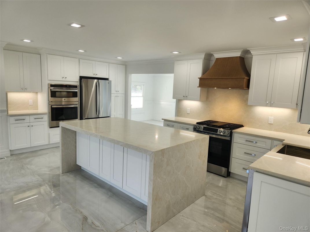 Interior, Kitchen, Marble, Recessed Lighting, Stainless Steel Appliances
