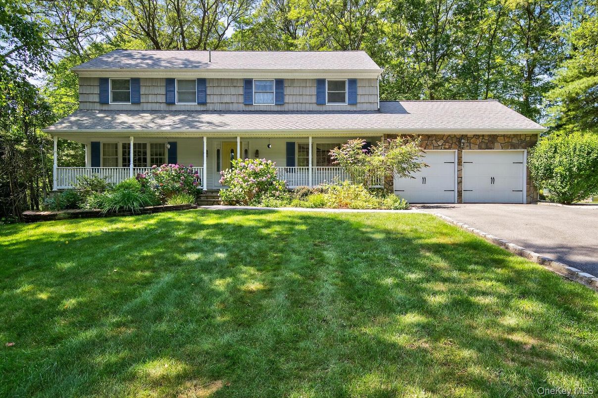 Attached, Exterior, Facade, Georgian