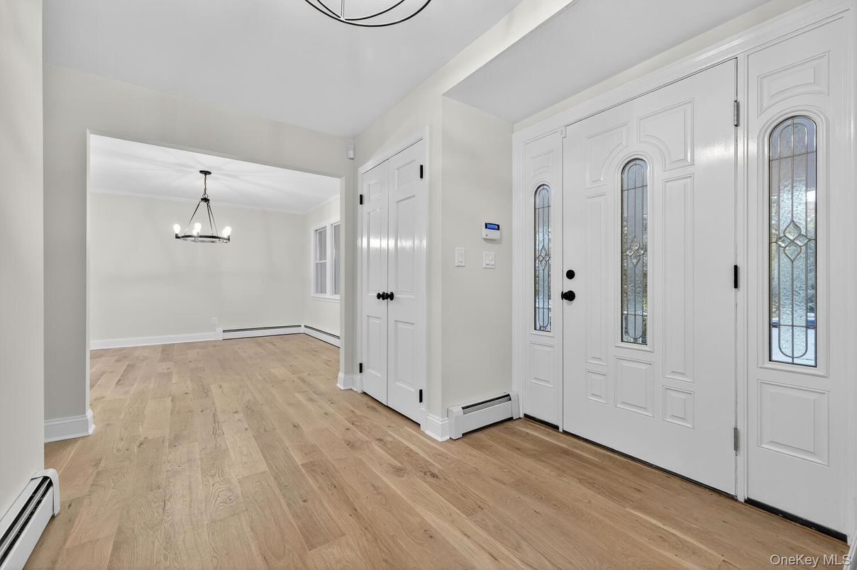 Chandelier, Empty room, Interior, Pendant Lights, Wood Texture Flooring