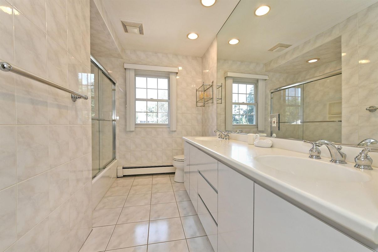Bathroom, Dual Sink Vanities, Glass Shower, Interior, Recessed Lighting