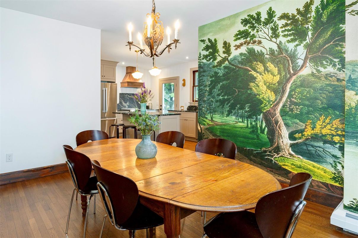 Chandelier, Dining room, Interior, Kitchen, Wood Texture Flooring