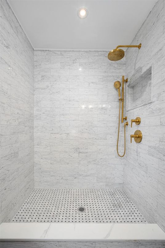 Bathroom, Interior, Marble Walls, Recessed Lighting
