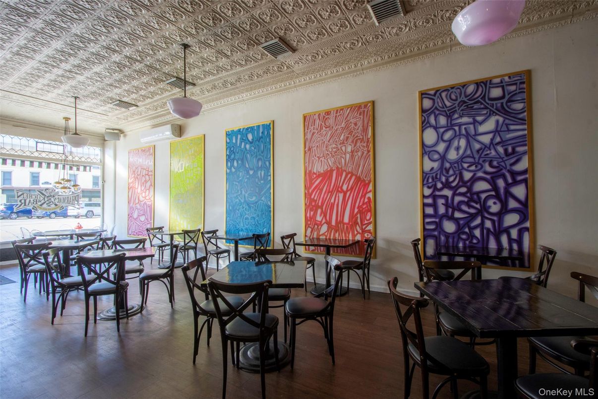 Dining room, Interior, Pendant Lights