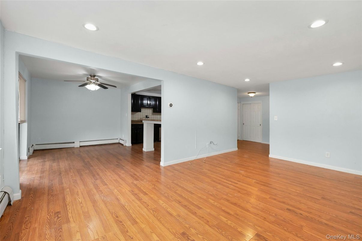 Empty room, Interior, Kitchen, Recessed Lighting, Wood Texture Flooring