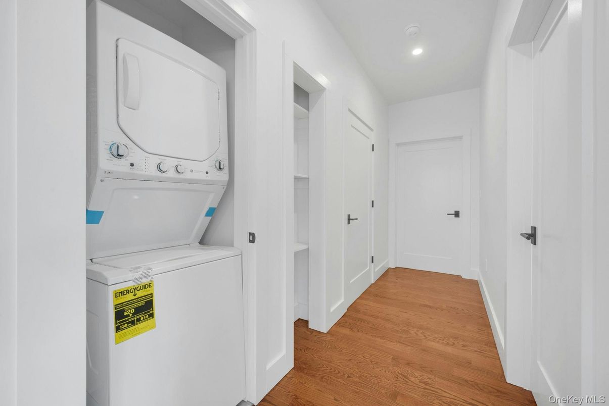 Interior, Recessed Lighting, Utility Closets, Washer, Wood Texture Flooring