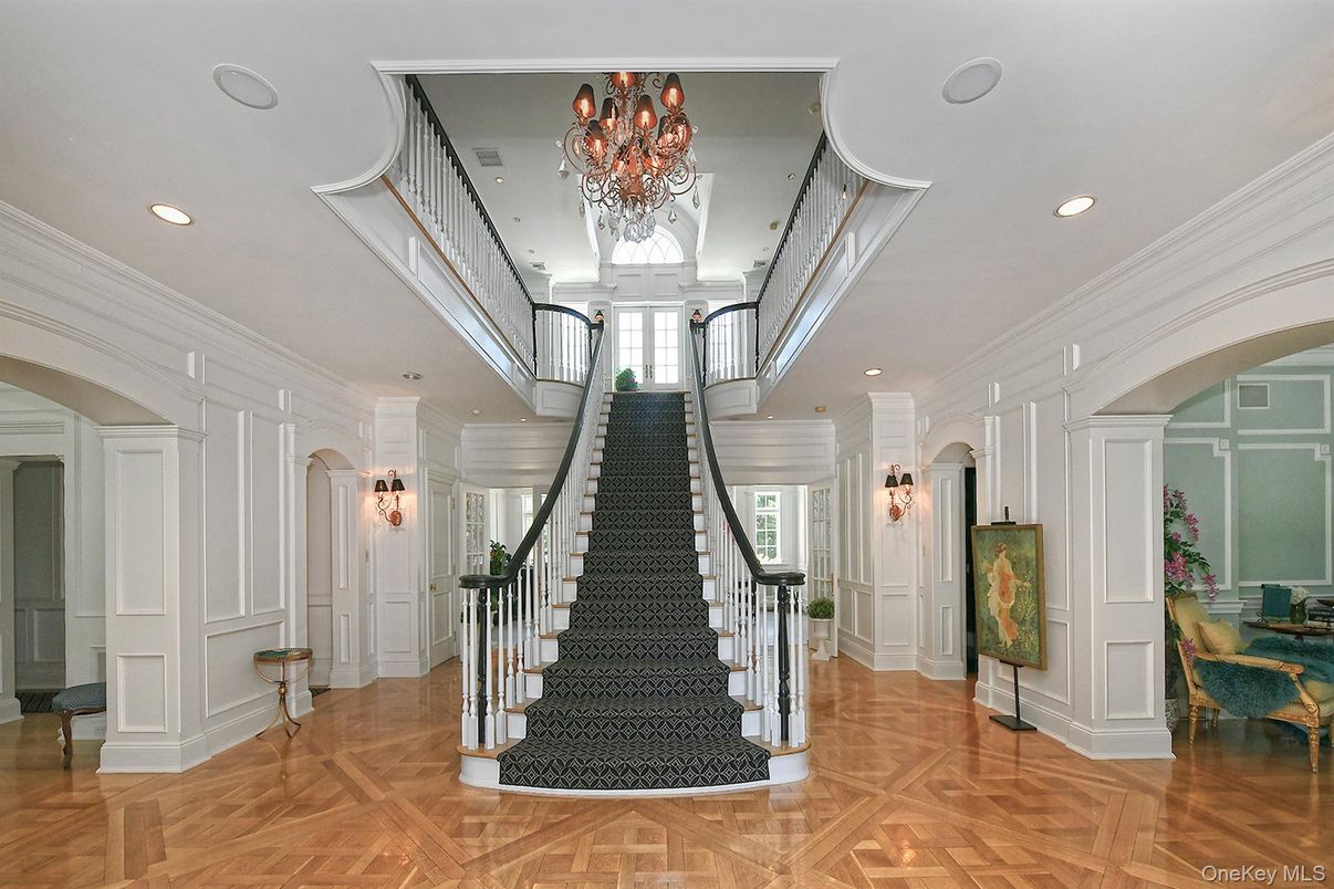 Chandelier, Interior, Recessed Lighting, Wood Texture Flooring
