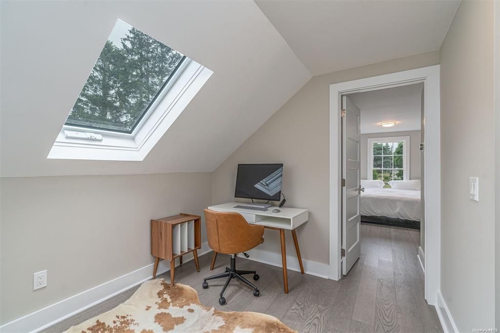 Bedroom, Home Office, Interior, Wood Texture Flooring