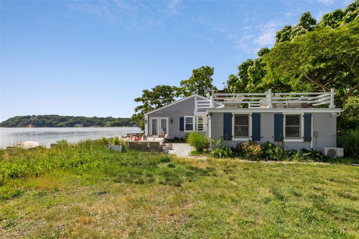 Backyard, Exterior, Water