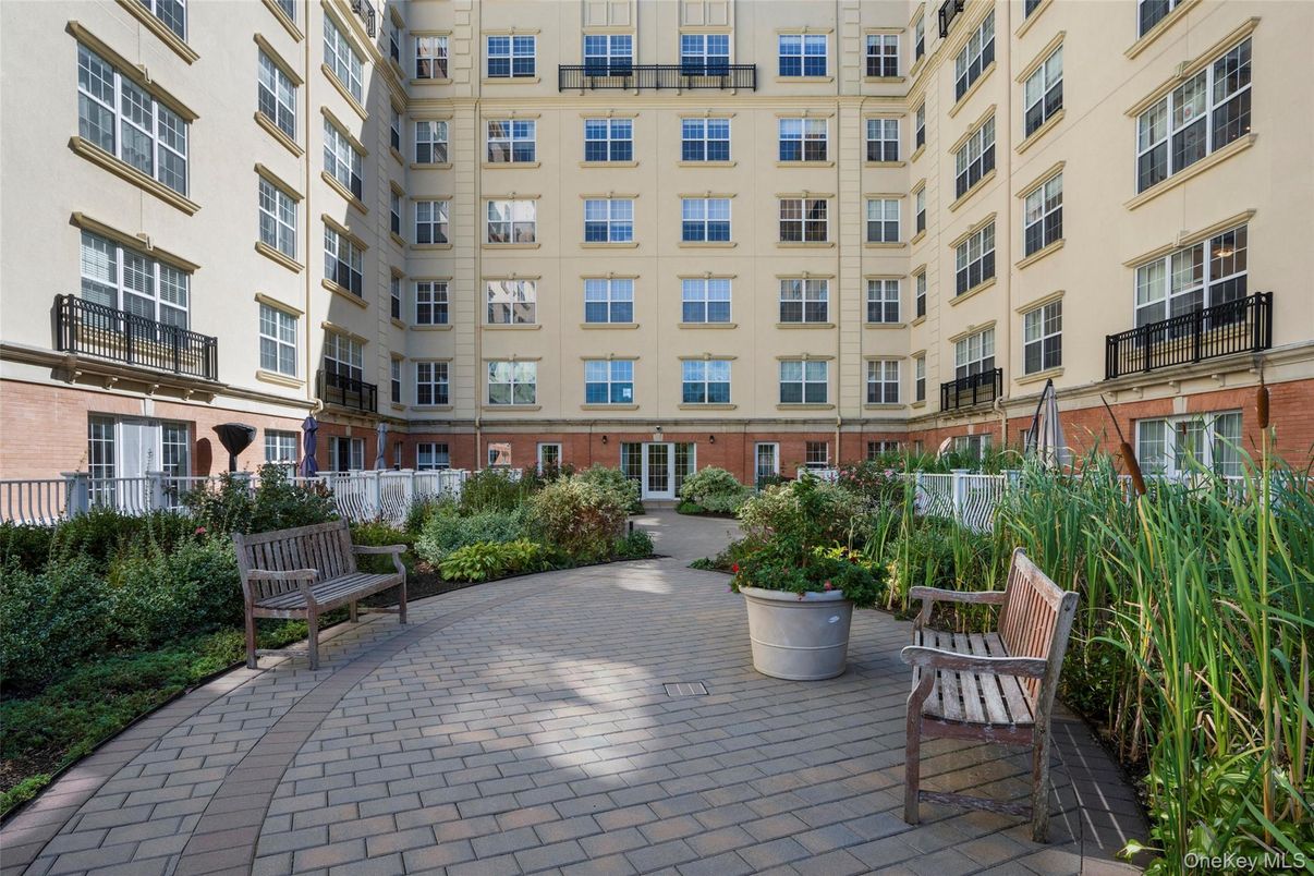 Exterior, Facade, Condo Building