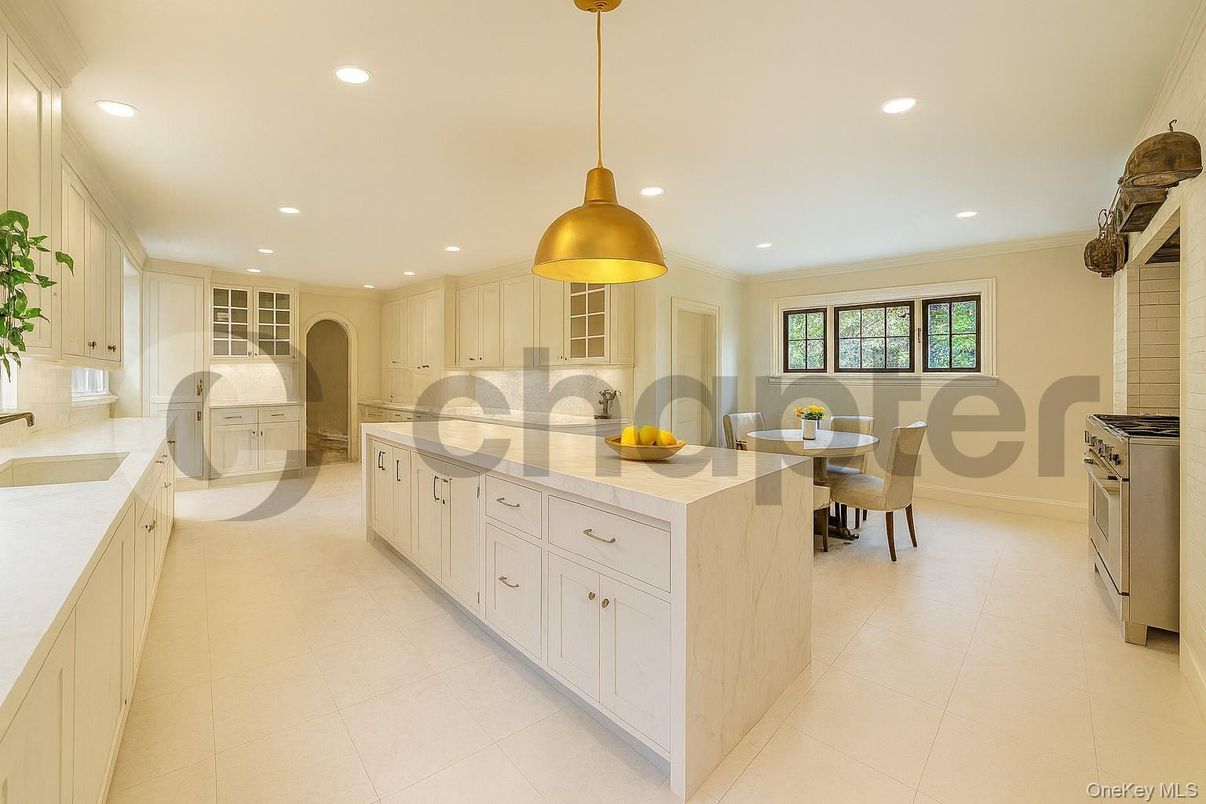 Dining room, Interior, Kitchen, Pendant Lights, Recessed Lighting