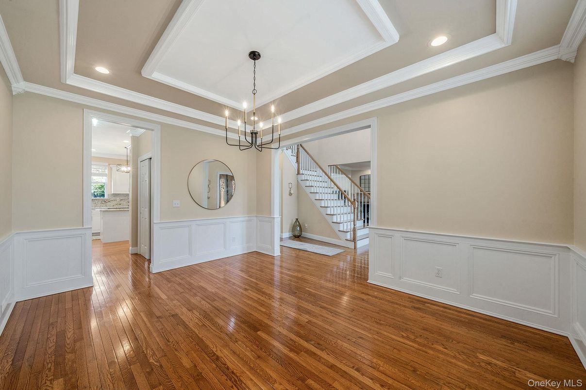Empty room, Interior, Pendant Lights, Recessed Lighting, Wood Texture Flooring