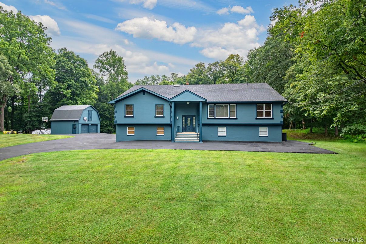 Attached, Backyard, Exterior, Facade, Cape Cod