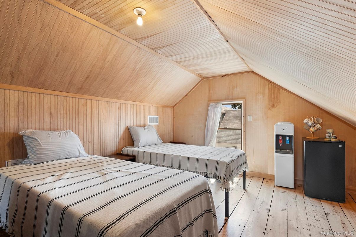 Bedroom, Interior, Wooden Ceilings, Wood Texture Flooring, Wooden Walls