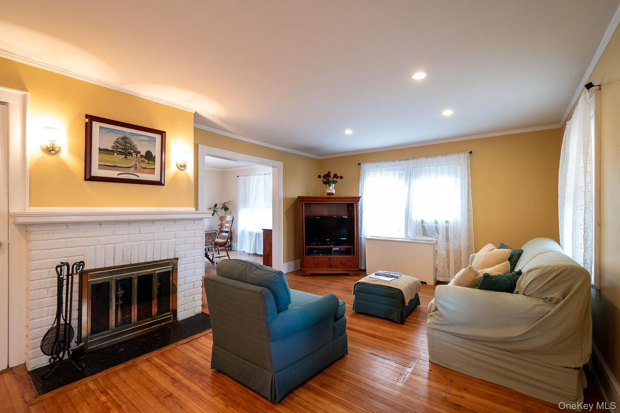 Fireplace, Interior, Recessed Lighting, Wood Texture Flooring