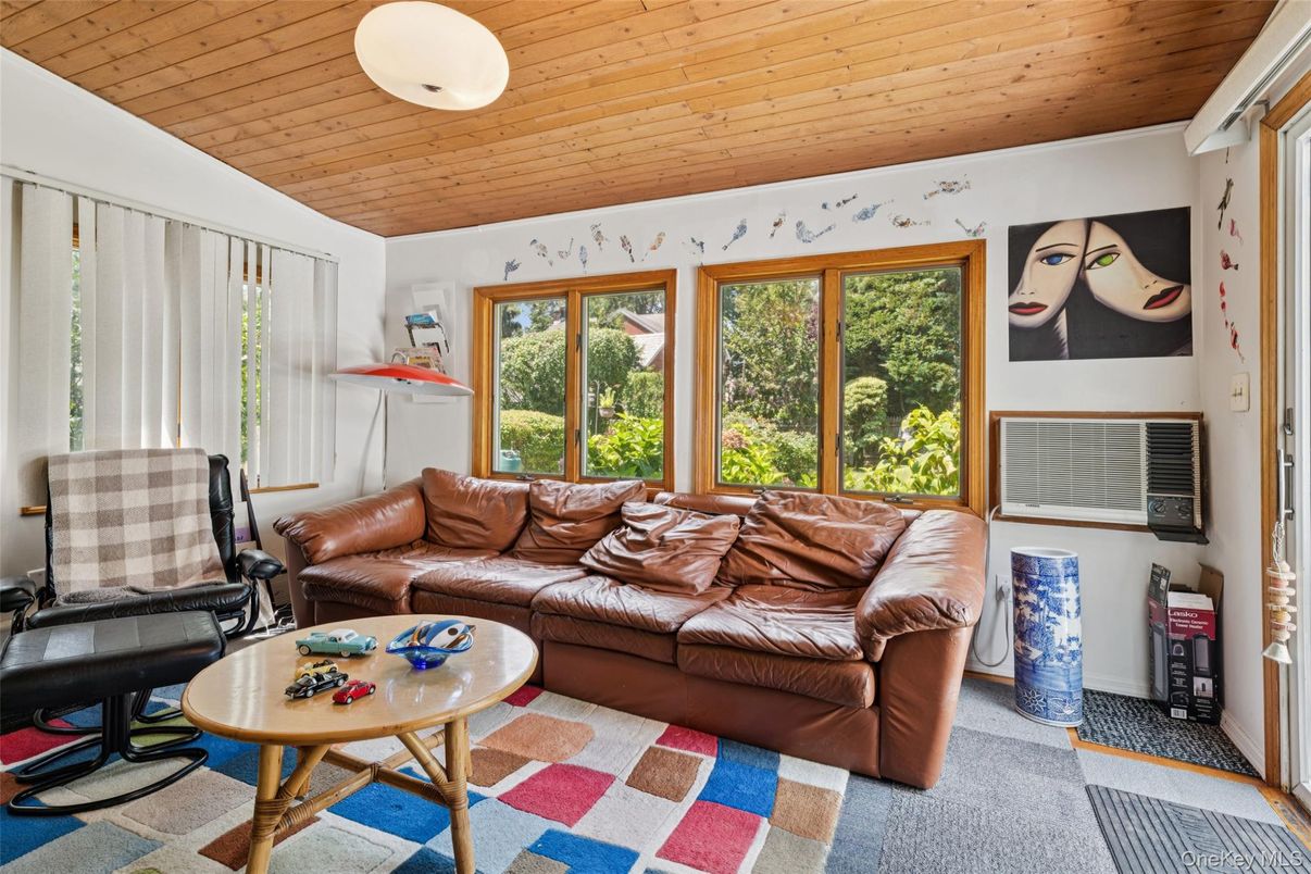 Interior, Living room, Sun Room, Wooden Ceilings
