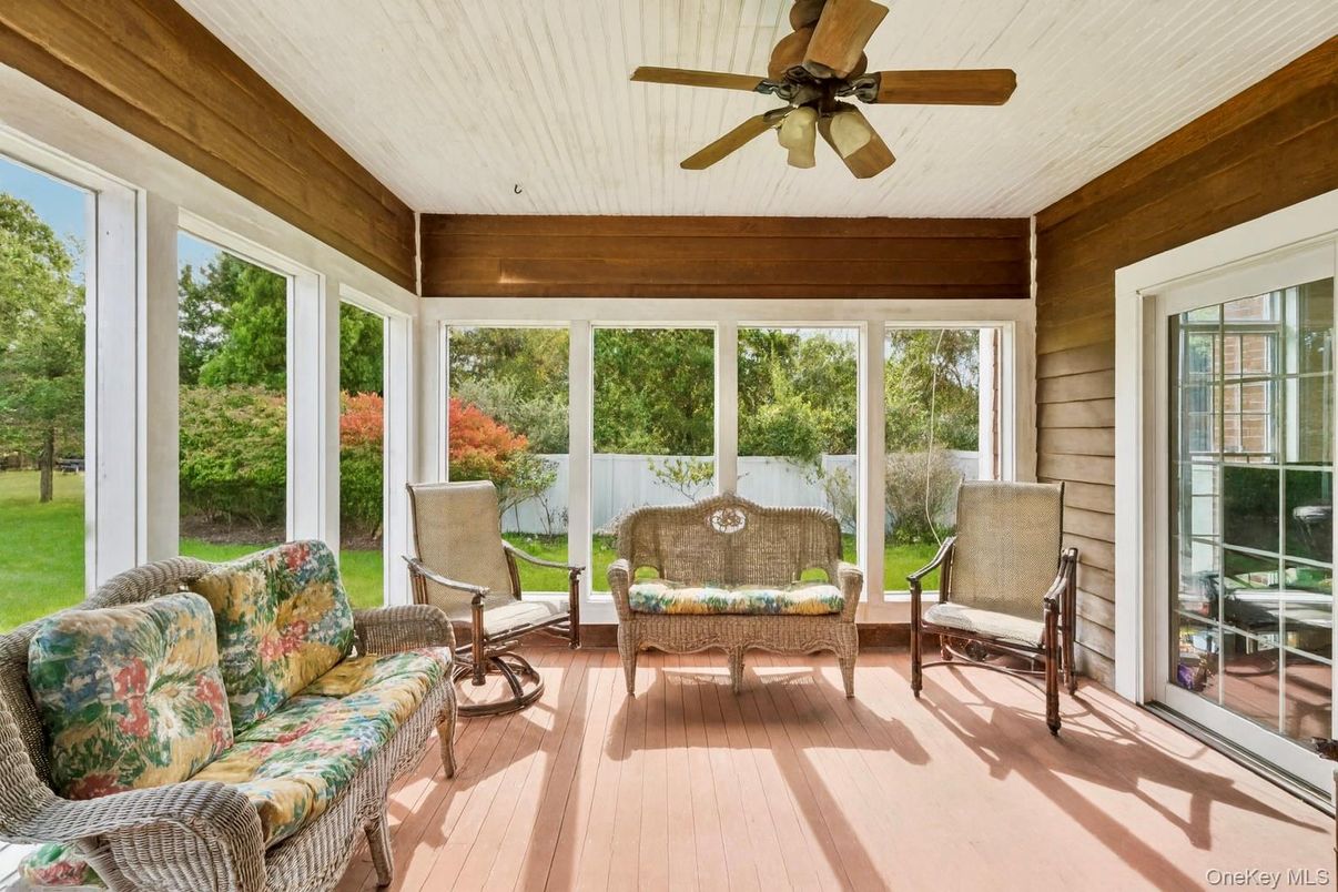 Interior, Sun Room, Wood Texture Flooring