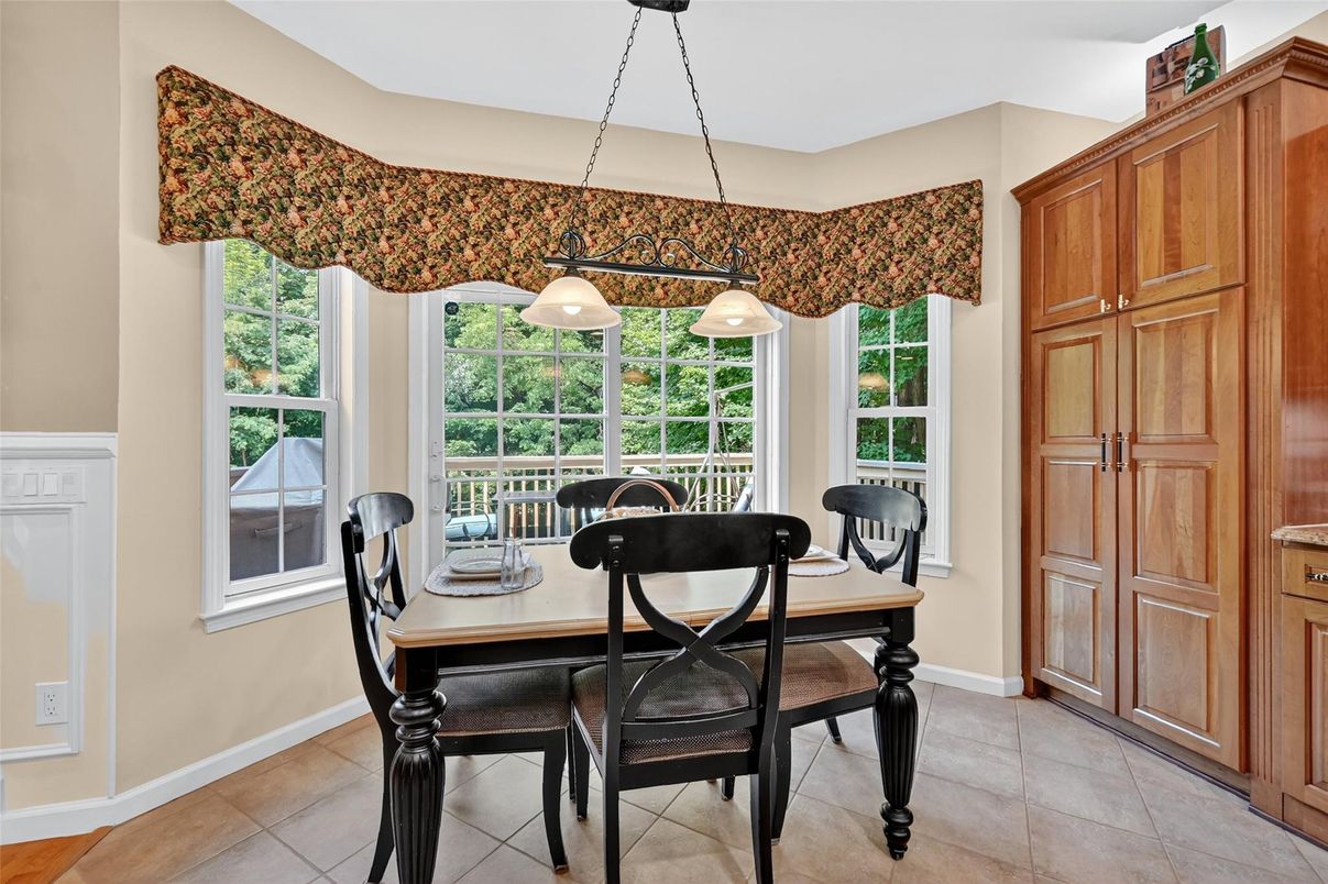 Dining room, Interior, Pendant Lights