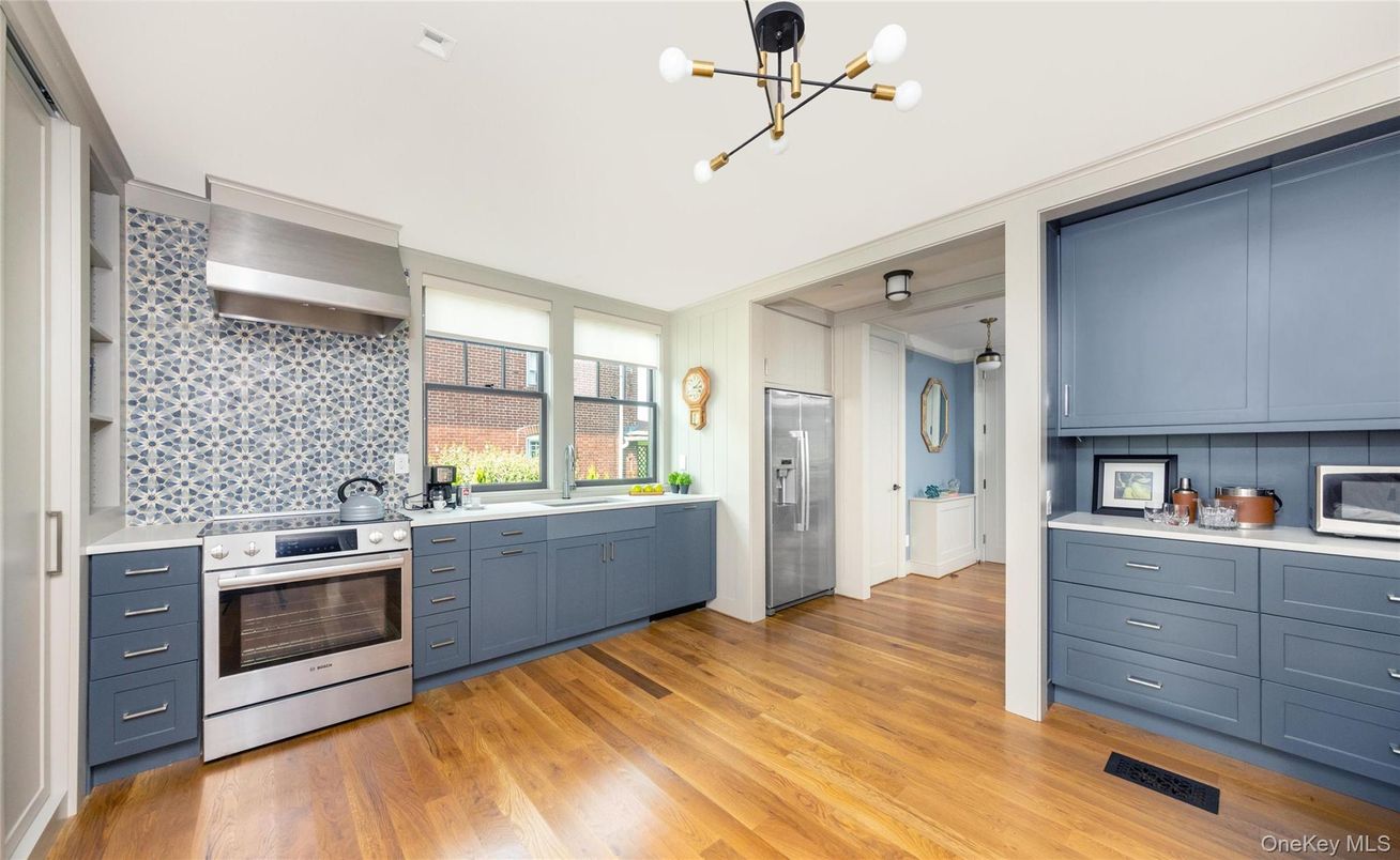 Interior, Kitchen, Pendant Lights, Stainless Steel Appliances, Wood Texture Flooring