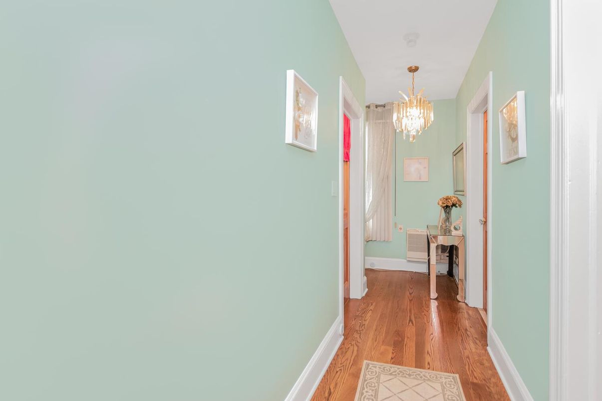 Chandelier, Interior, Wood Texture Flooring