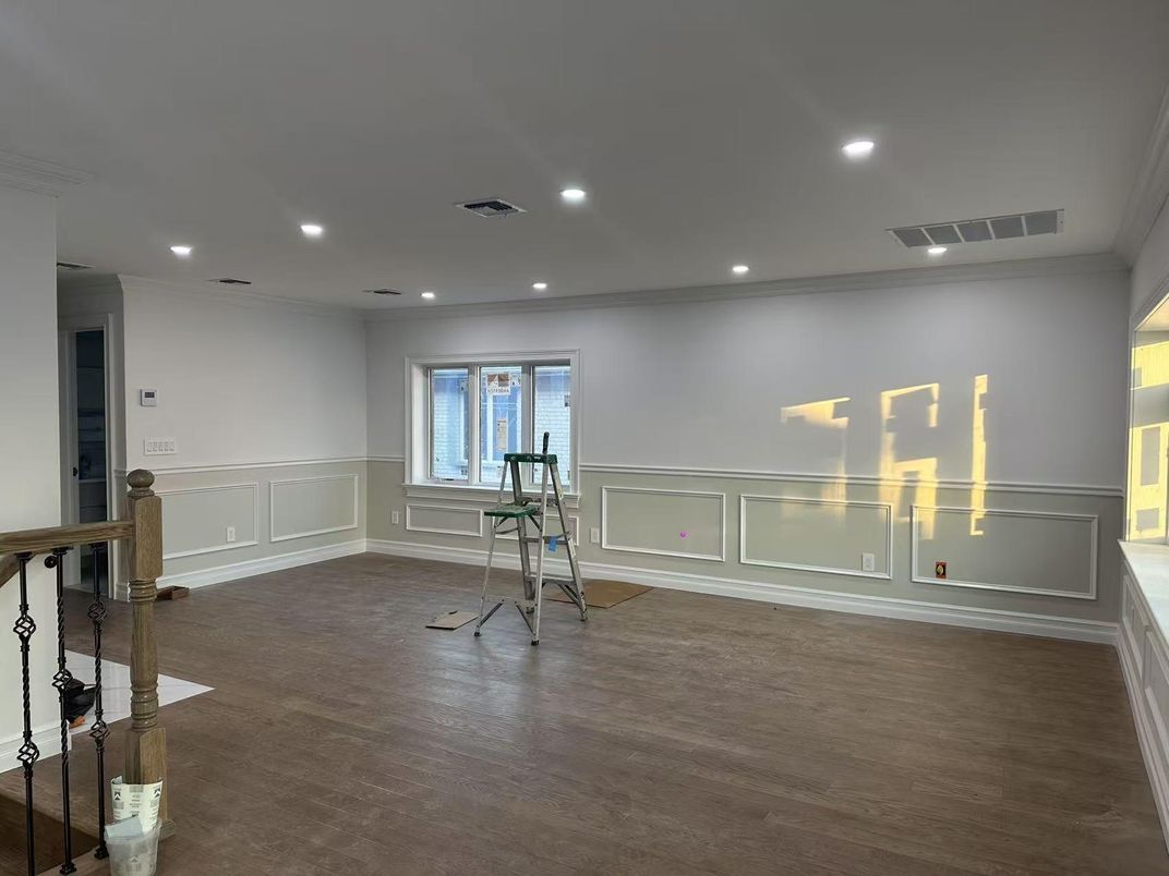 Interior, Recessed Lighting, Wood Texture Flooring