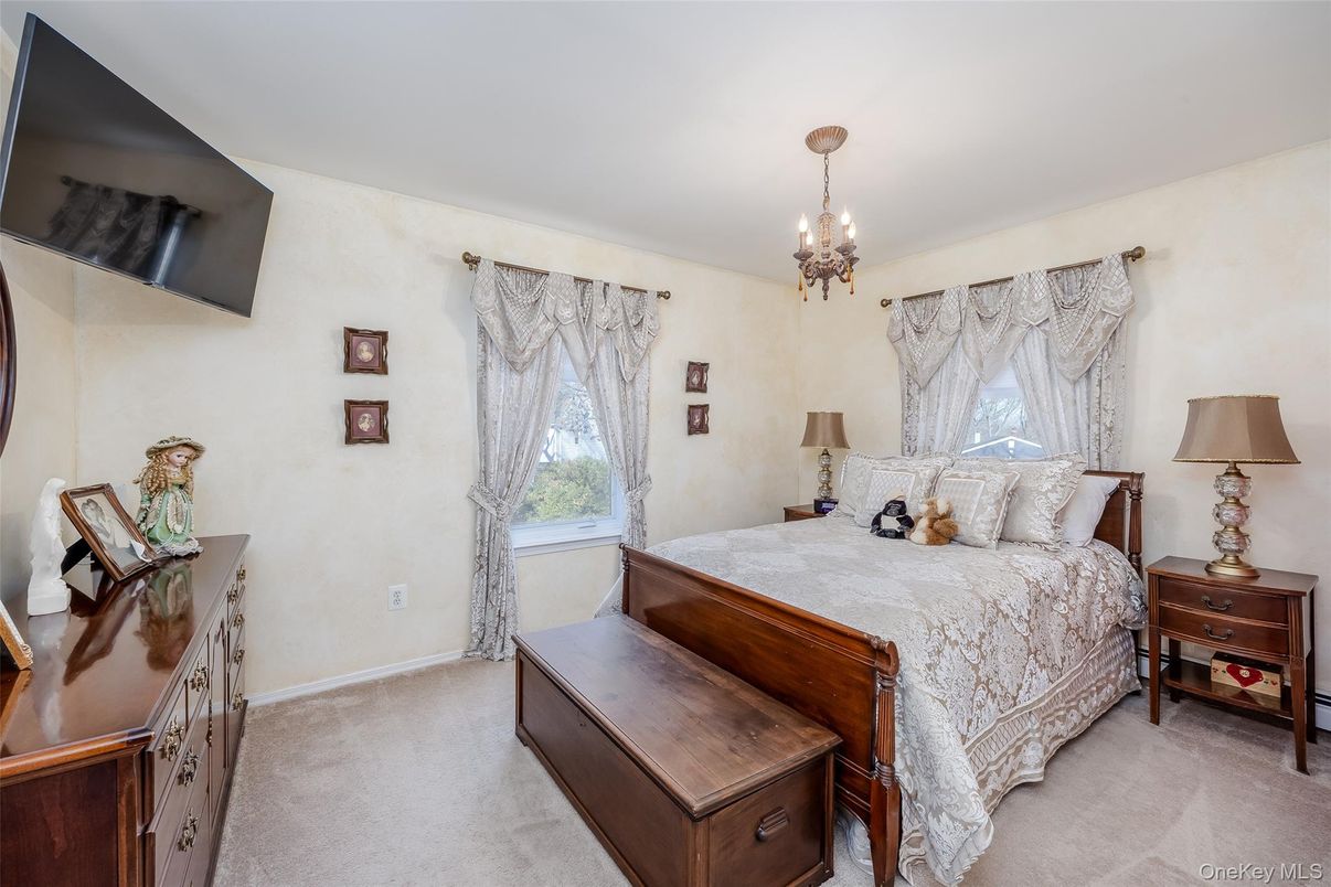 Bedroom, Chandelier, Interior