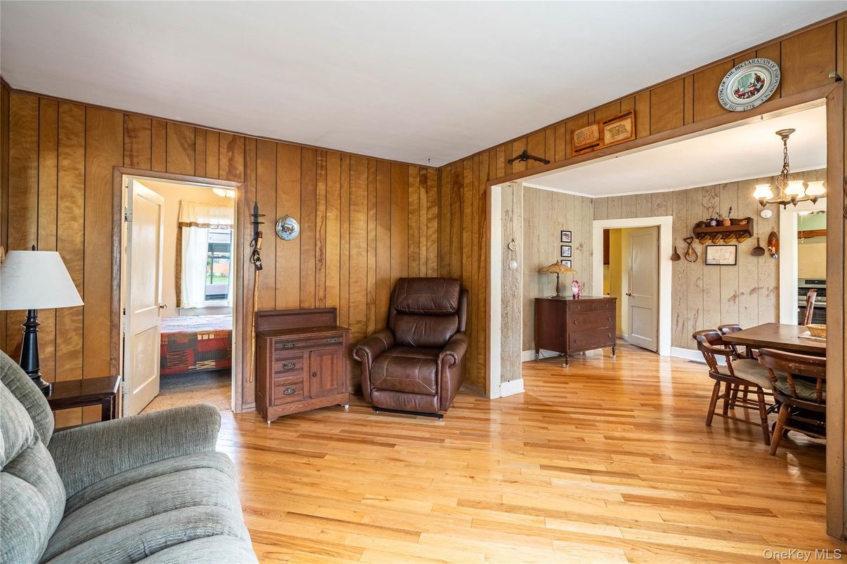 Chandelier, Dining room, Interior, Wood Texture Flooring, Wooden Walls