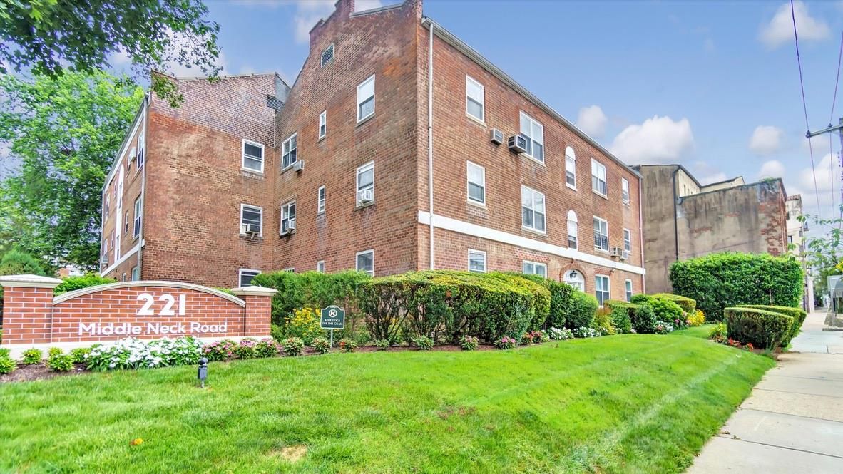 Exterior, Facade, Brick Facade, Condo Building