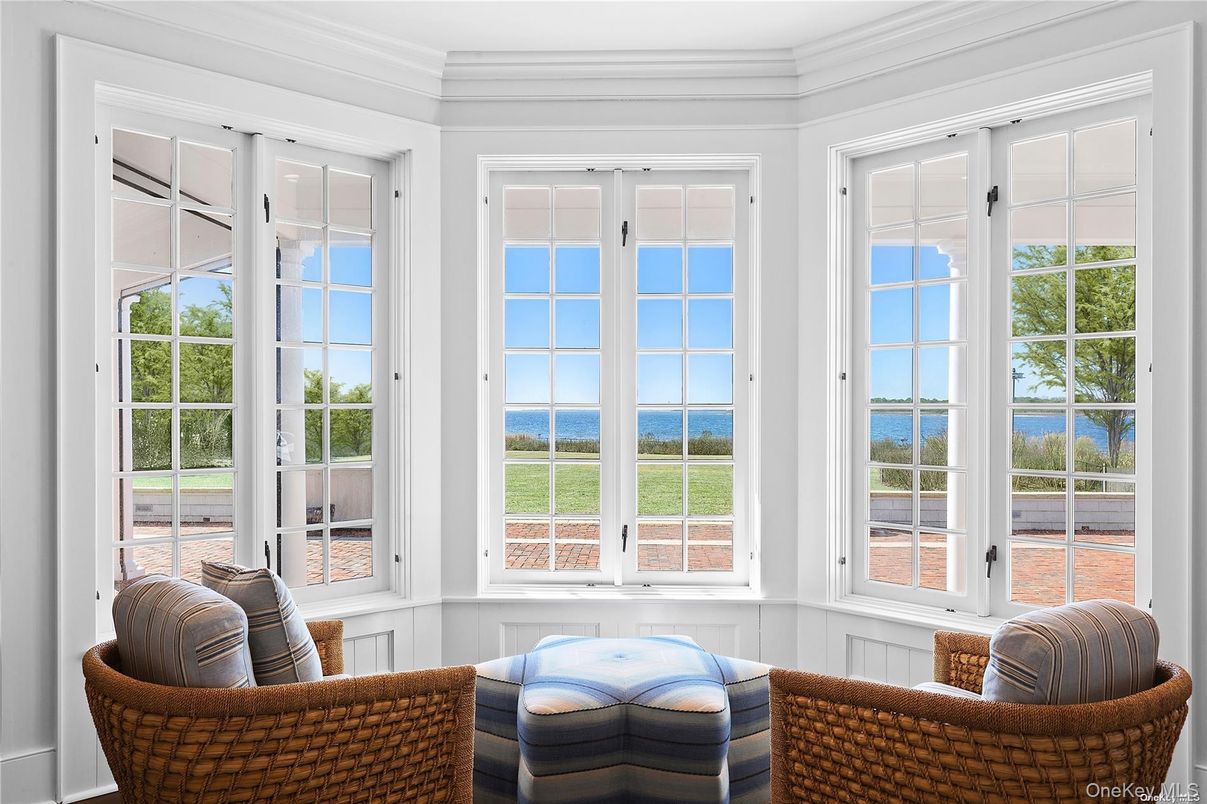 Interior, Sun Room, Water