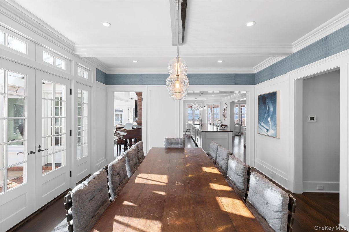 Dining room, Interior, Pendant Lights, Recessed Lighting, Wood Texture Flooring