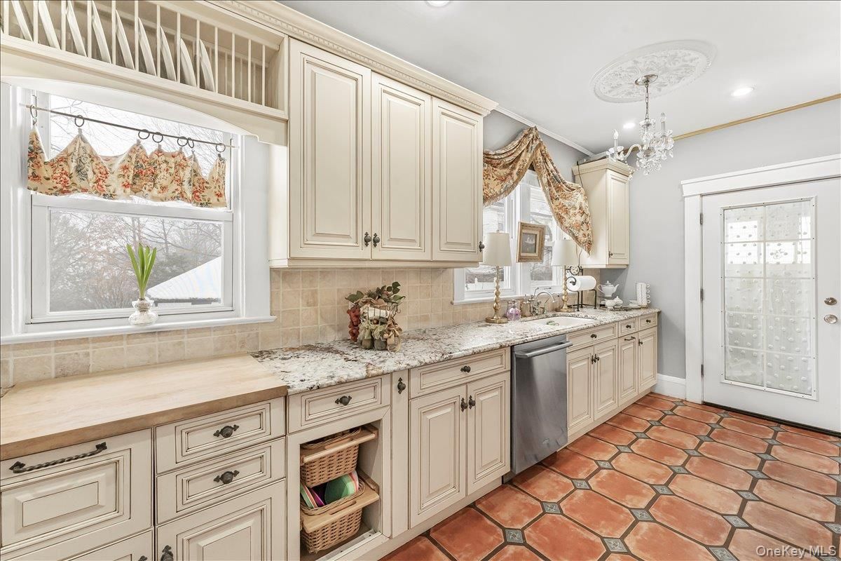 Chandelier, Interior, Kitchen, Recessed Lighting