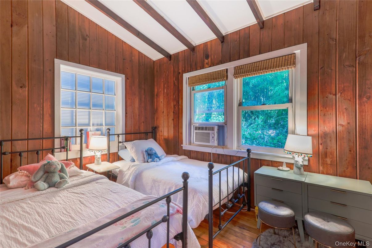 Bedroom, Interior, Wood Texture Flooring, Wooden Walls