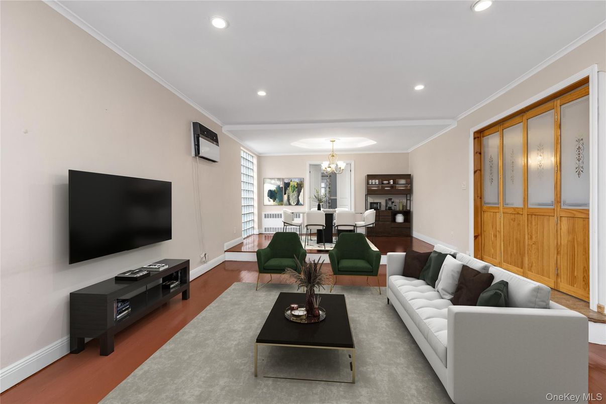 Chandelier, Dining room, Interior, Living room, Recessed Lighting, Wood Texture Flooring