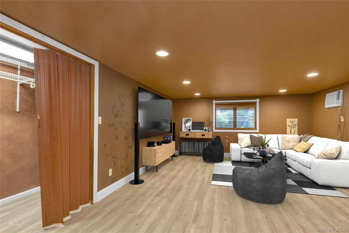 Interior, Living room, Recessed Lighting, Wood Texture Flooring