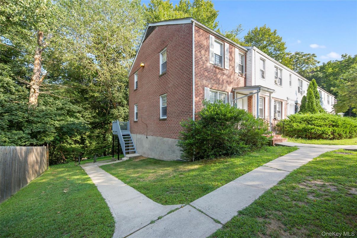 Exterior, Facade, Brick Facade, Tudor Revival